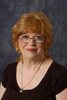 Janet Spector Headshot